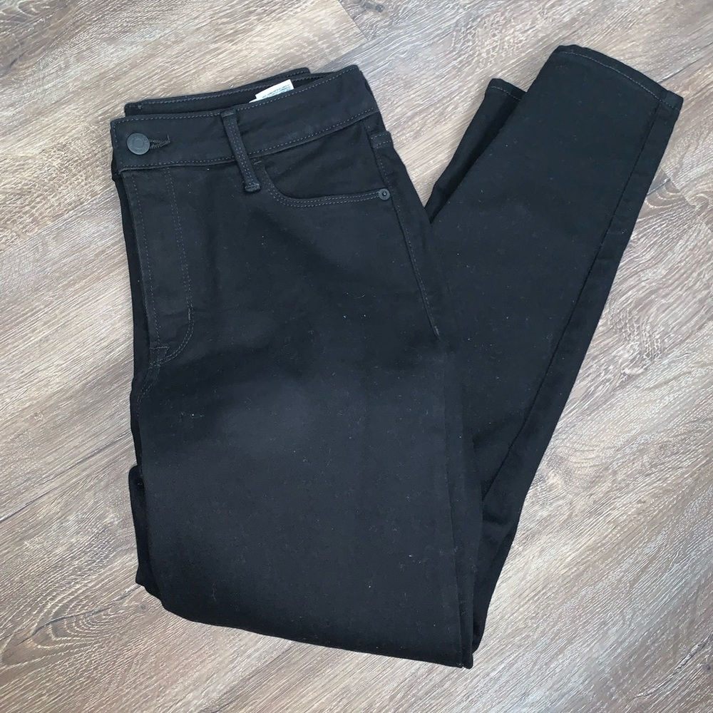 Old navy rockstar jeans